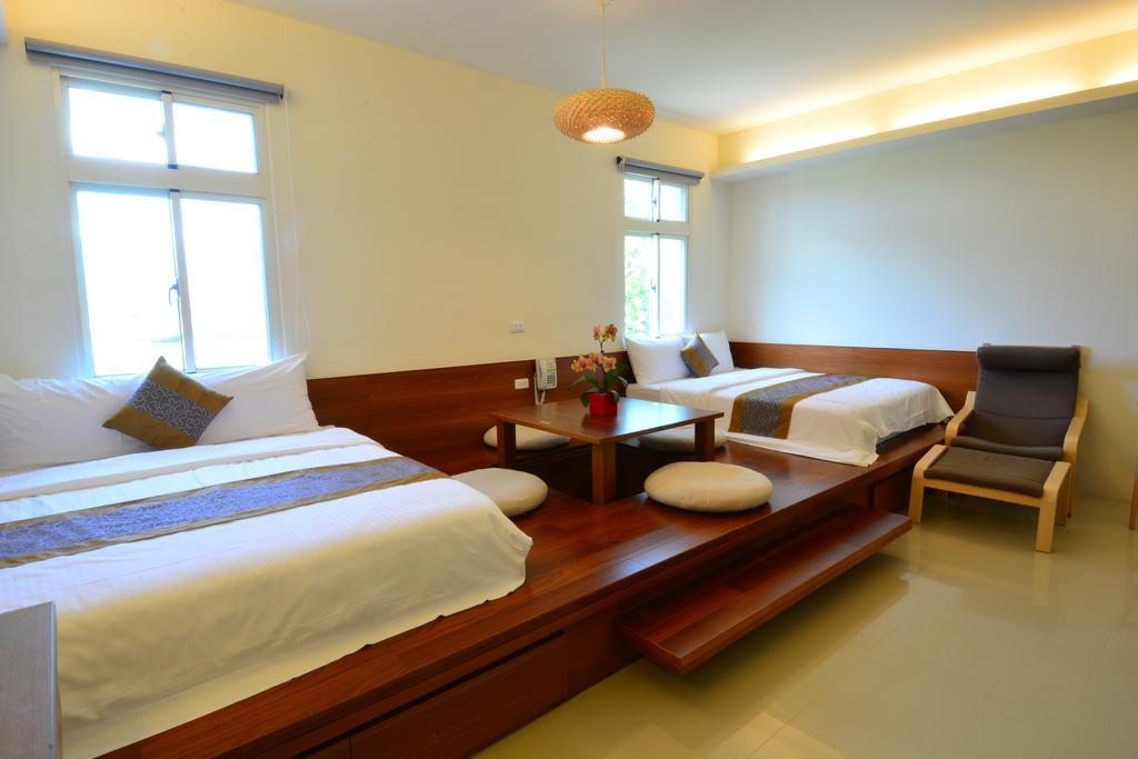 Simple Happiness B&B Wujie Exterior photo