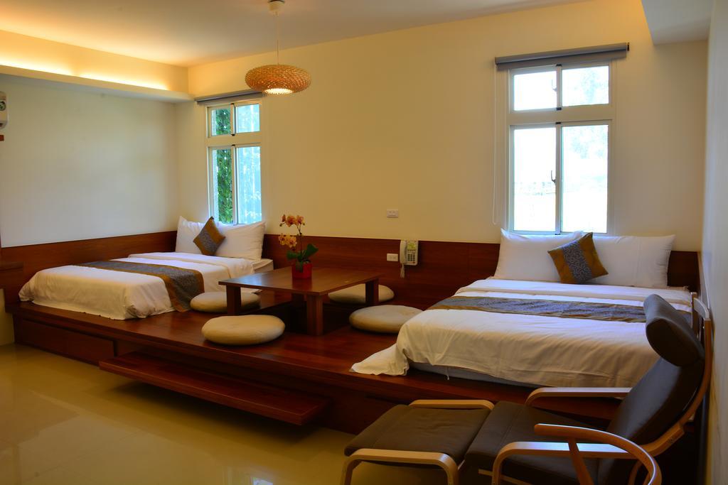 Simple Happiness B&B Wujie Exterior photo